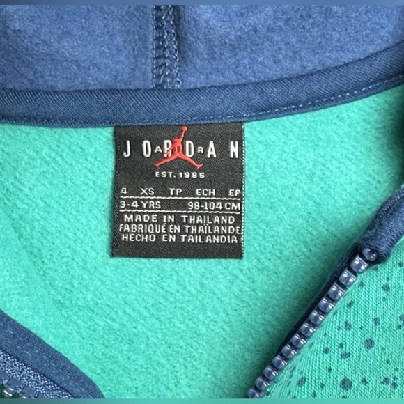 Boy's Air Jordan Jackets Red Logo Coat & Turquoise Zip Hoodie Size XS 4 Lot Of 2 - Picture 12 of 12
